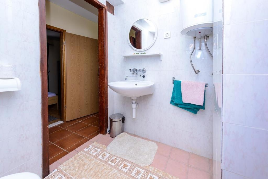 In With Sea View, Balcony, Air Conditioning, Wifi Appartement Cavtat